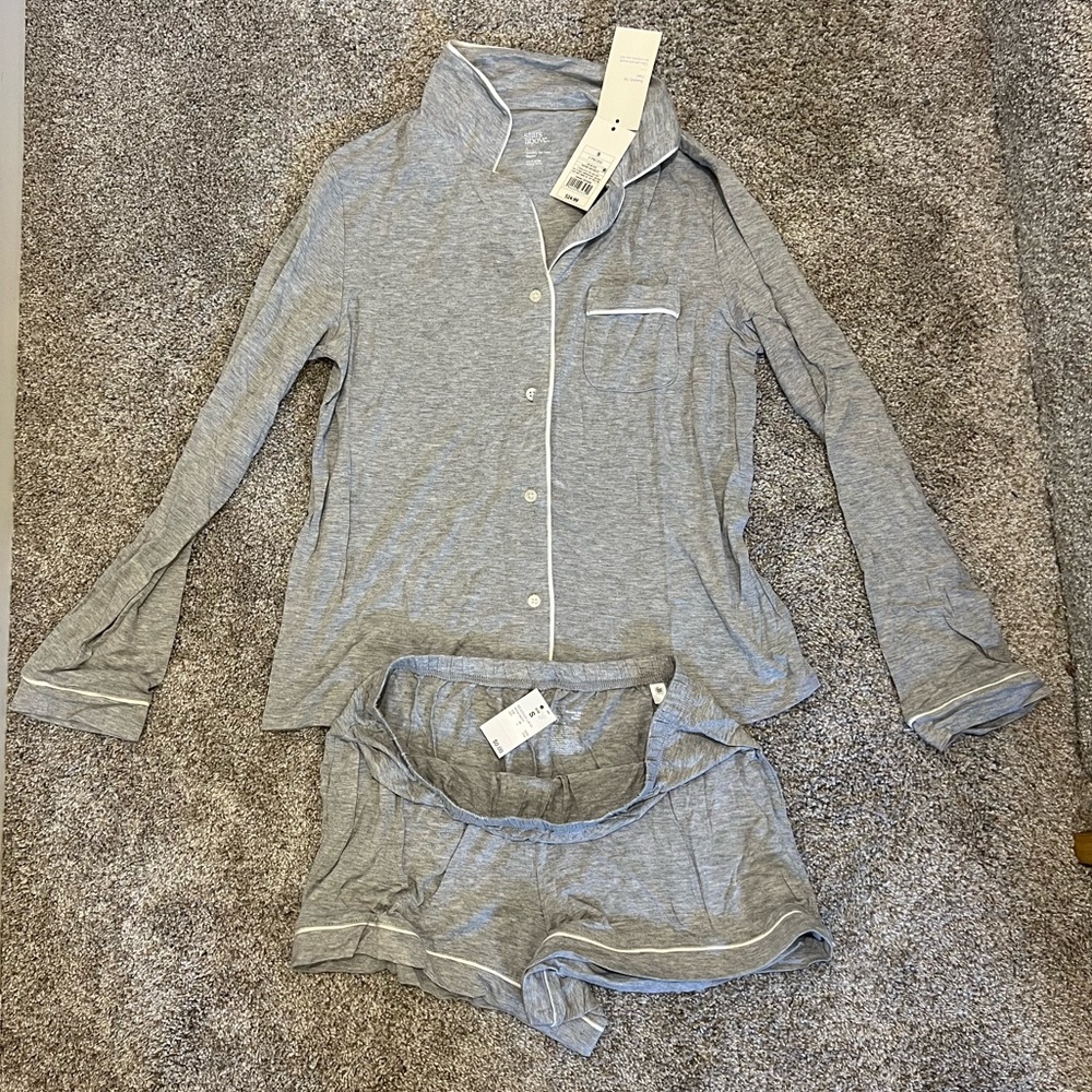 Brand new Stars Above gray pajama set, long sleeve shirt and shorts, size S NWT